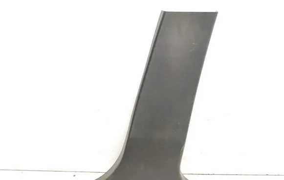 (B) pillar trim (bottom)
