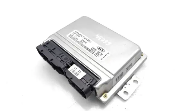 KIA Sportage Engine control unit/module 39103-23170 39121-23070