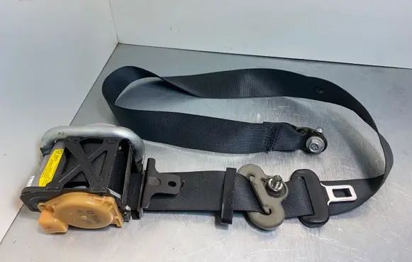 Nissan Murano Z50 Front seatbelt C9184HL 1034813