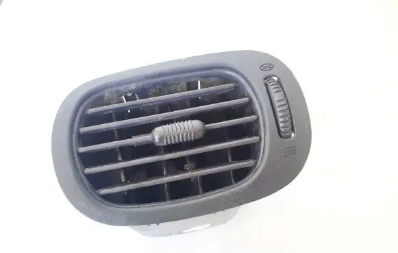 Chrysler Grand Voyager IV Dash center air vent grill 0sc91trmaa 12050