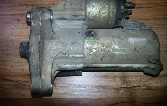 Peugeot 307 Starter motor 9618725080 20a40951mlb