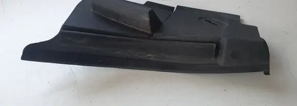 Toyota Verso Fender end trim 
