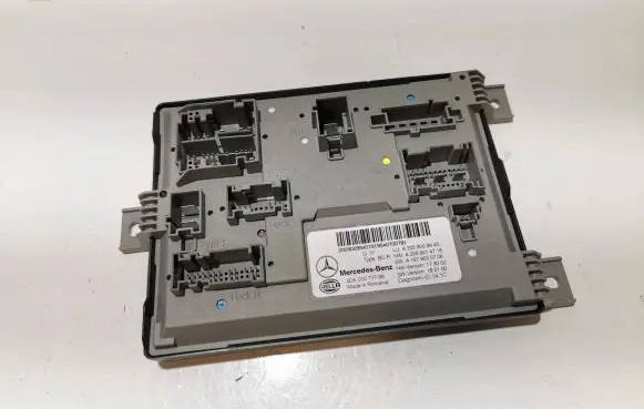 Mercedes-Benz C W205 Comfort/convenience module A2059009945