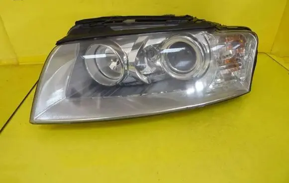 Audi A8 S8 D3 4E Headlight/headlamp