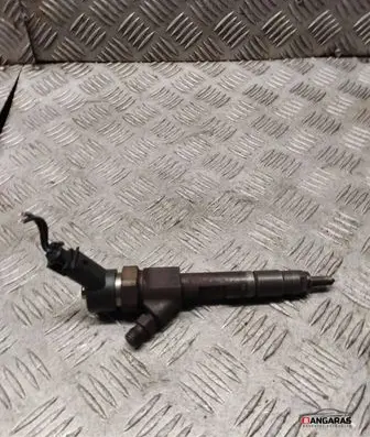 Fuel injector