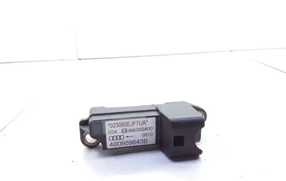 Audi A6 S6 C5 4B Airbag deployment crash/impact sensor 4B0959643B 023060EJF7UA