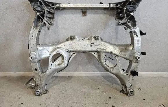 BMW 6 F12 F13 Front subframe 6796693