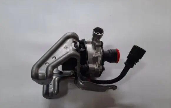 Audi A8 S8 D5 Secondary air pump 06L959231A