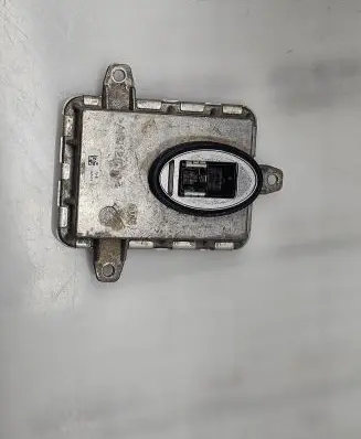 BMW X3 F25 Headlight ballast module Xenon 7296090 10EEG141013