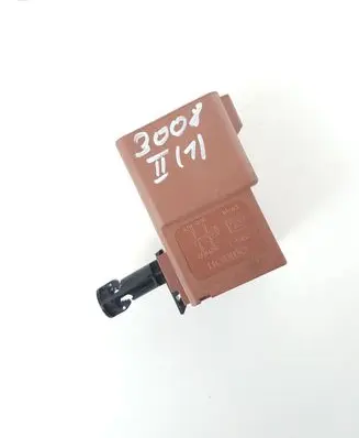 Peugeot 3008 II Other relay 17325003001