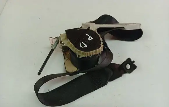 Opel Astra G Front seatbelt 24461878