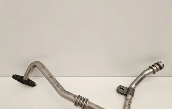 Renault Trafic III (X82) Turbo turbocharger oiling pipe/hose 3034749500