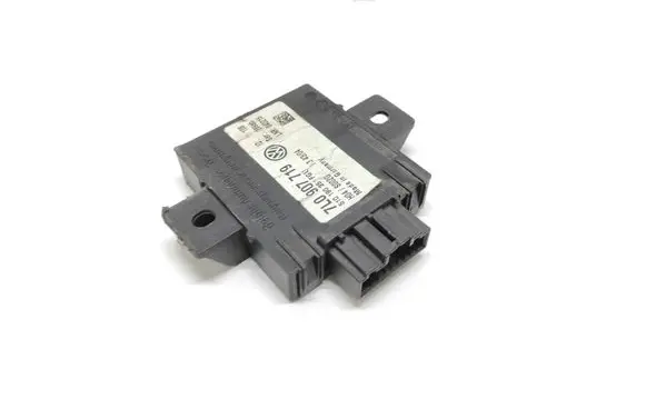 Volkswagen Touareg I Alarm control unit/module 7L0907719 510190351