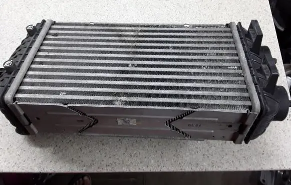 Hyundai Tucson TL Intercooler radiator 282702B743