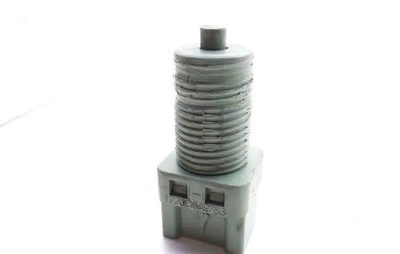 Renault Scenic I Brake pedal sensor switch 7700849783
