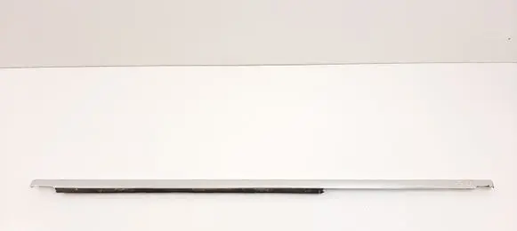 Mercedes-Benz COMPAKT W115 Rear door glass trim molding