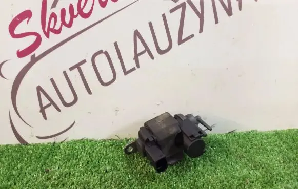 Porsche Cayenne (92A) Turbo solenoid valve 059145245B 02S4312