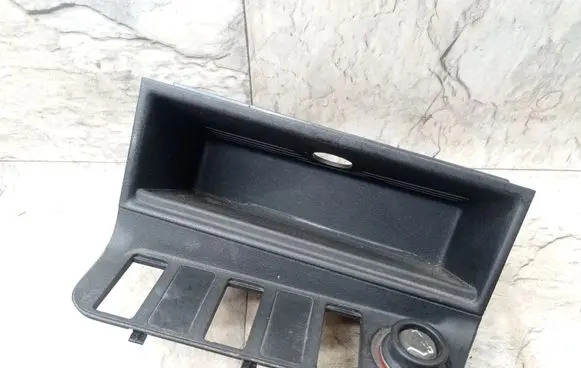 BMW 3 E36 Dashboard storage box/compartment 1977232