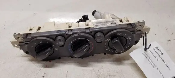 Ford Focus Climate control unit 3M5T19980AD 69607320