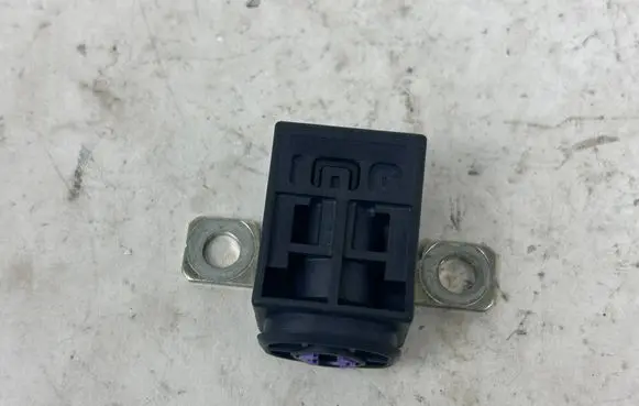 Audi RS5 Battery relay fuse 4F0915519