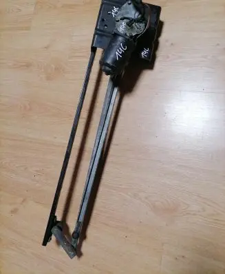Renault Trafic I Front wiper linkage and motor