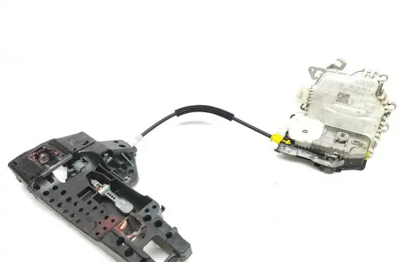Audi Q3 8U Rear door lock 8K0839015H