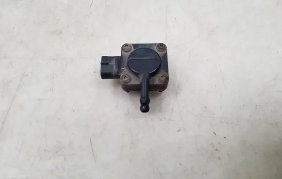 Mazda 6 Exhaust gas pressure sensor RF8G182B5