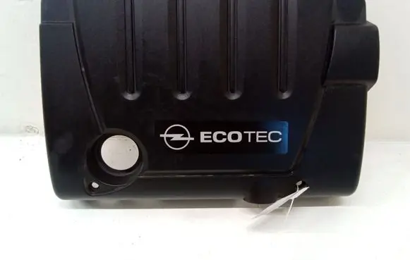 Opel Zafira B Engine cover (trim) 55558383