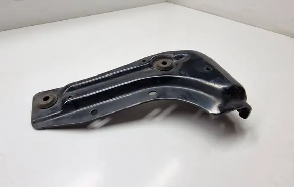 BMW 3 G20 G21 Radiator support slam panel bracket 7422299