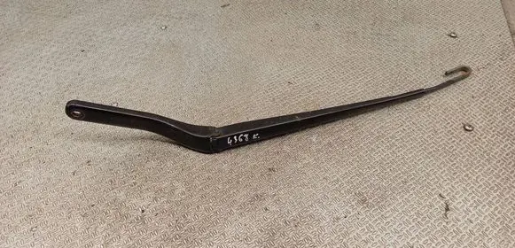 BMW X5 E53 Front wiper blade arm 