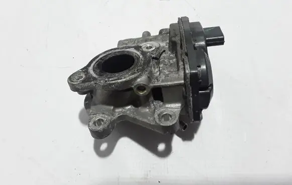 Renault Master III EGR valve 8201353607