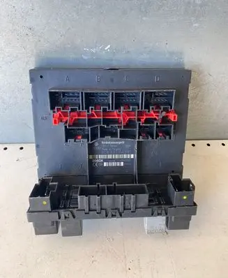 Volkswagen Touran I Comfort/convenience module 3C8937049E F005V00742