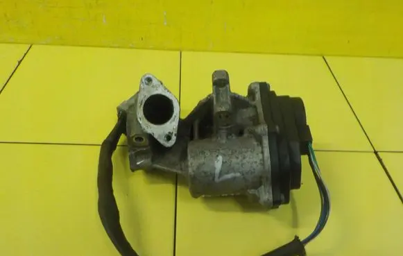 Land Rover Range Rover L322 EGR thermostat 6H4Q9D475CB