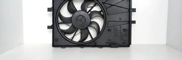 Mercedes-Benz Vaneo W414 Electric radiator cooling fan 4145000293 A6379441 0130303925