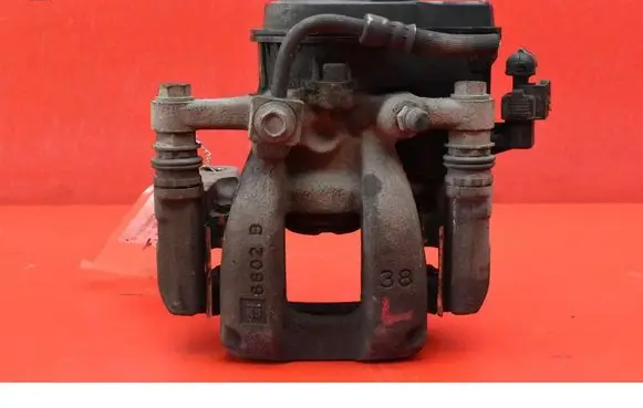 Opel Insignia A Rear brake caliper 84444637