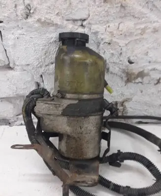 Opel Zafira A Power steering pump
