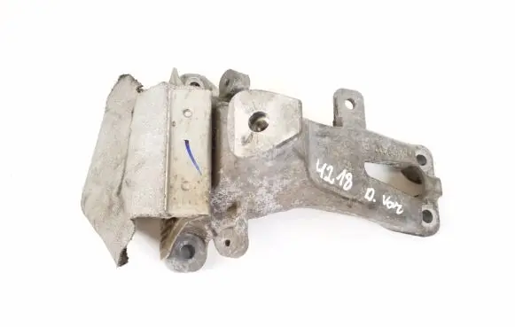Audi A8 S8 D4 4H Engine mounting bracket 4G0199308E