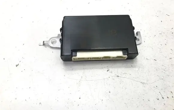 Lexus LBX Tailgate/trunk control unit/module 8922252040 41481412200
