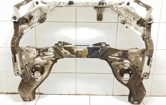 BMW 1 E81 E87 Front subframe 6761462 31116761462 460846634