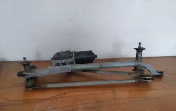 Nissan Altima Front wiper linkage 288107Y005
