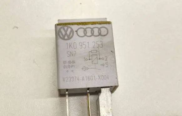 Volkswagen Tiguan Other relay 1K0951253