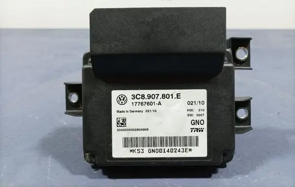 Volkswagen PASSAT B6 Other control units/modules 3C8907801E