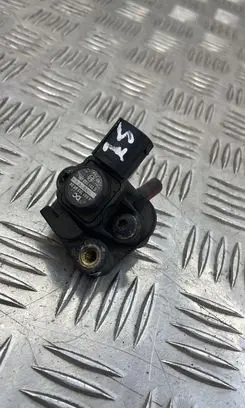 Mercedes-Benz E W212 Air pressure sensor A0071530028