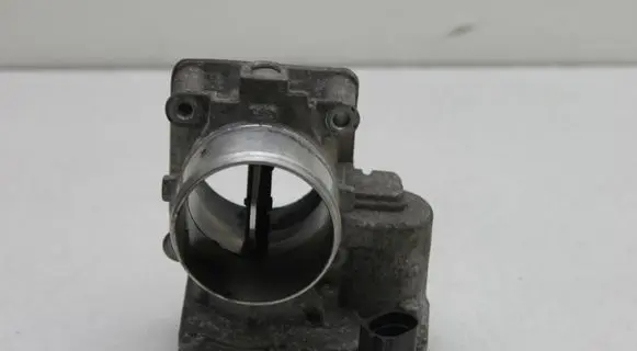 KIA Sportage Throttle valve 351002F600