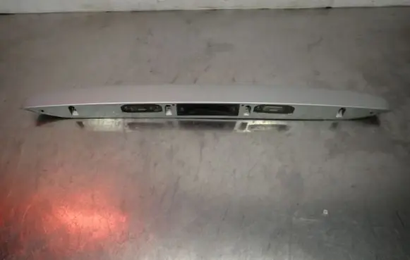Volvo S40 Rear light center trim bar blend 08663726