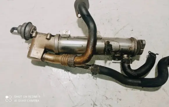 Audi A4 S4 B8 8K EGR valve cooler D8C1S141