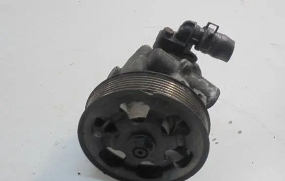 Honda Accord Power steering pump RBA407800E