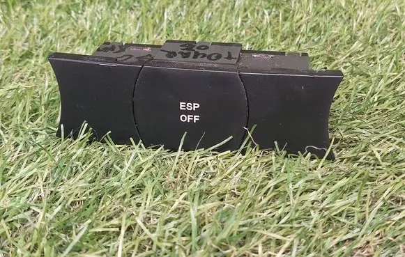 ESP (stability program) switch