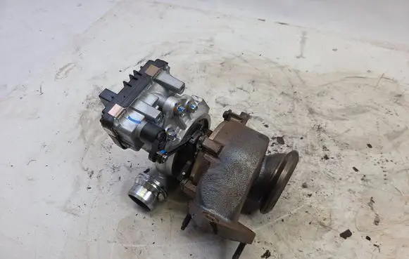 Jaguar XE Turbo G4D36K682AK