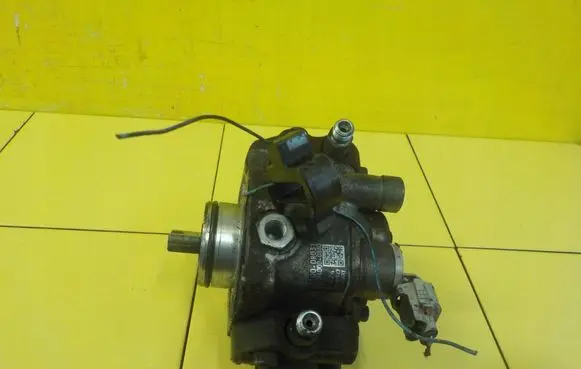 Lexus IS 220D-250-350 Fuel injection high pressure pump 221000R031 2ADFHV